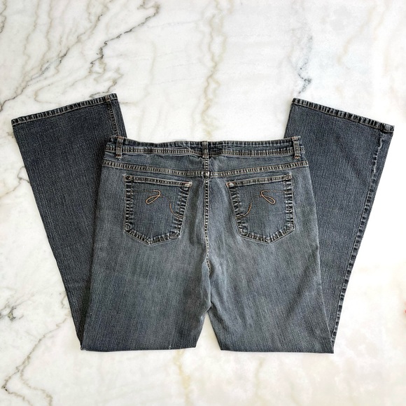 Black Denim Bootcut Jeans women size 18 - Picture 3 of 4